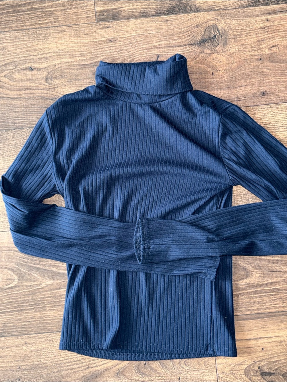 Prince & Fox Navy Ribbed Turtleneck Top